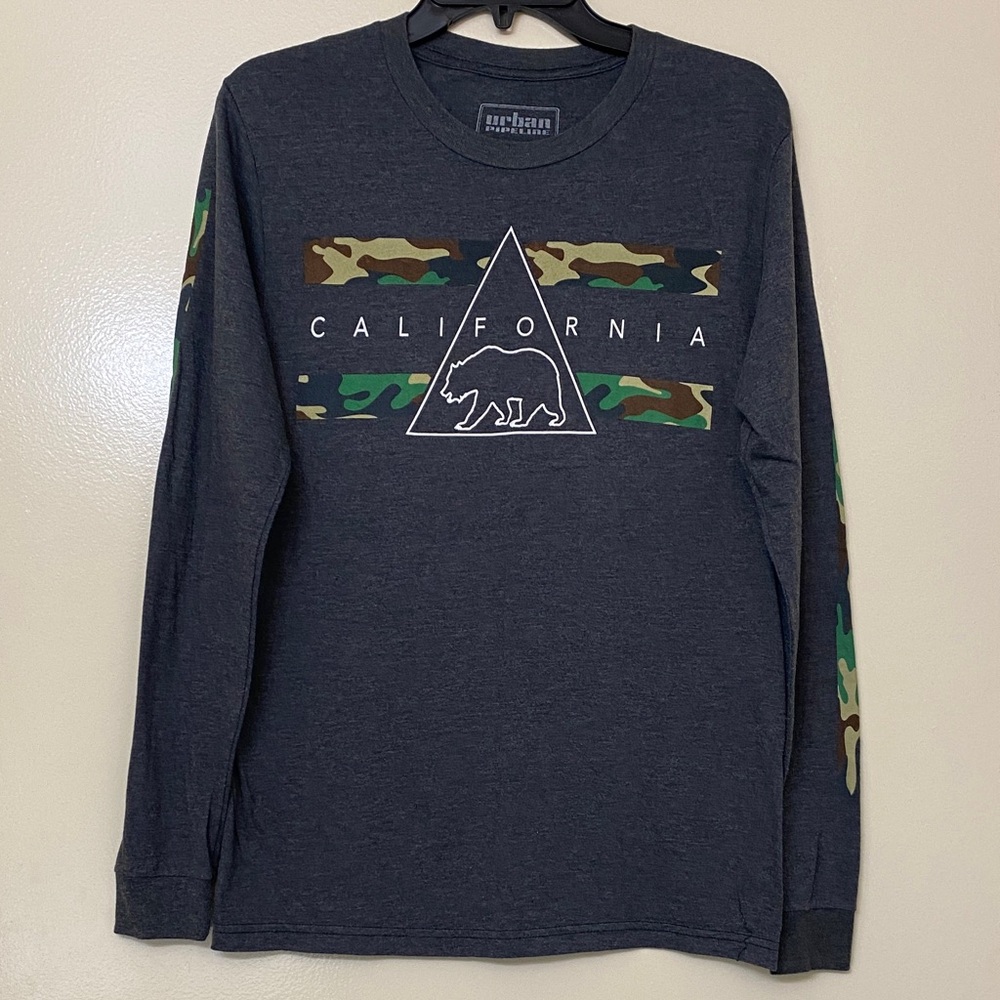 Charcoal Long Sleeve Graphic Tee with Green Camo Accents